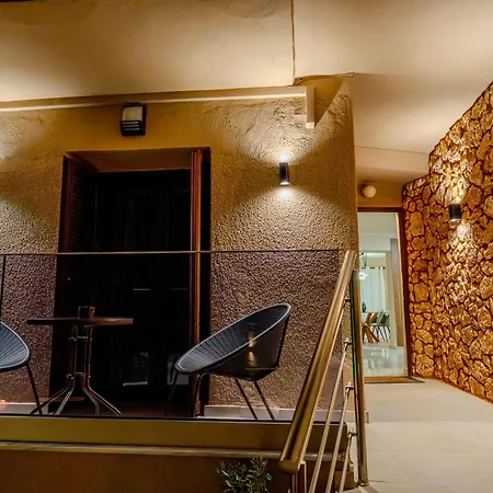 فيلة Kontoulis *